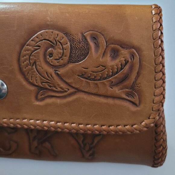 Leather Wallet Etched Vicky Brown Flowers Bird Snap Stitched Edge 9 Inches Wide - Picture 5 of 9